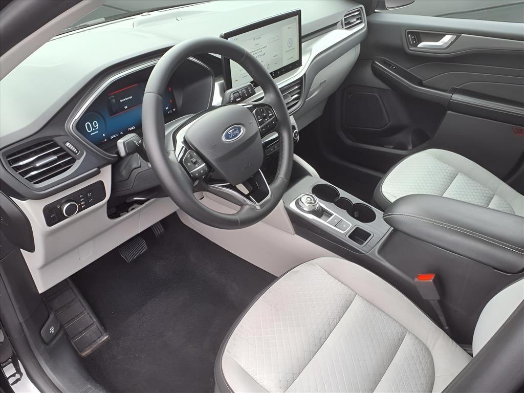 used 2023 Ford Escape car, priced at $23,448