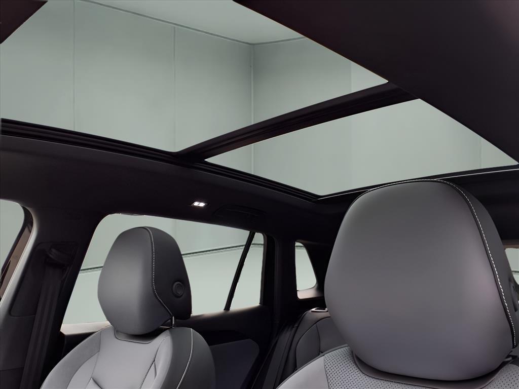 new 2025 Volkswagen Tiguan car, priced at $39,081