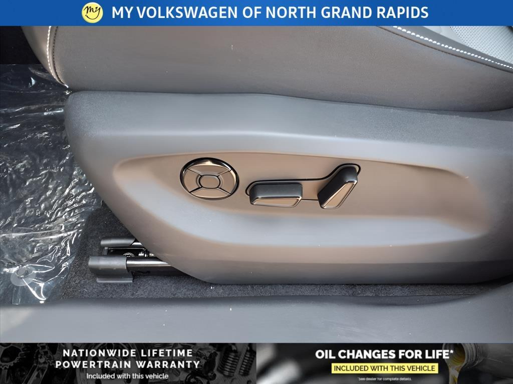new 2025 Volkswagen Tiguan car, priced at $36,971