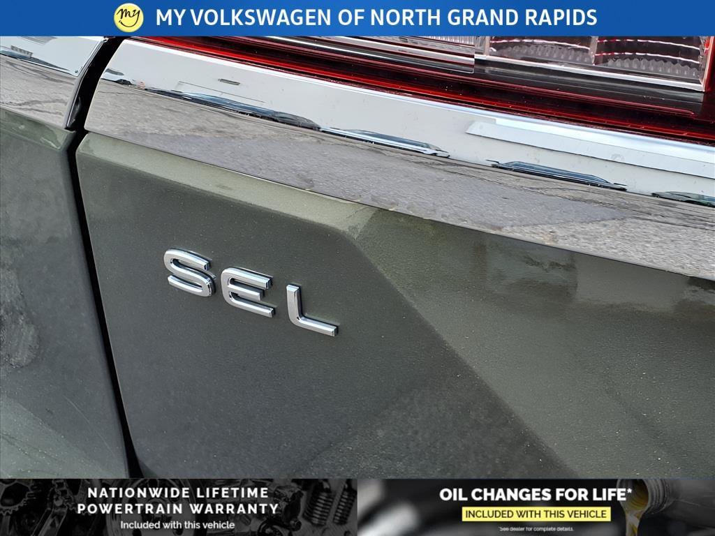 new 2025 Volkswagen Atlas car, priced at $50,640