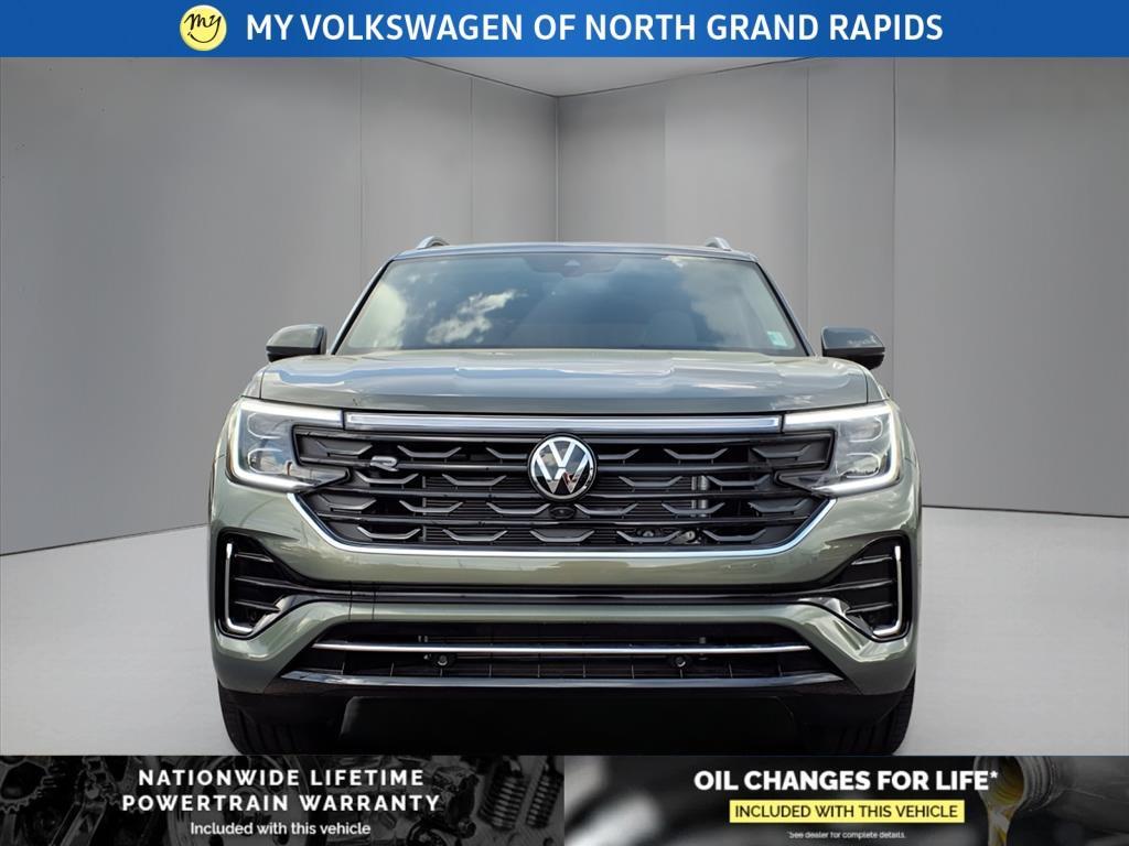 new 2025 Volkswagen Atlas car, priced at $50,640