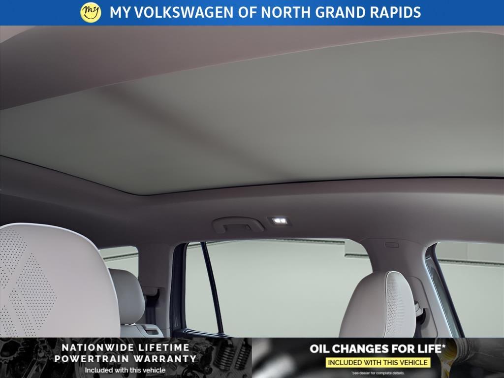 new 2025 Volkswagen Atlas car, priced at $50,640