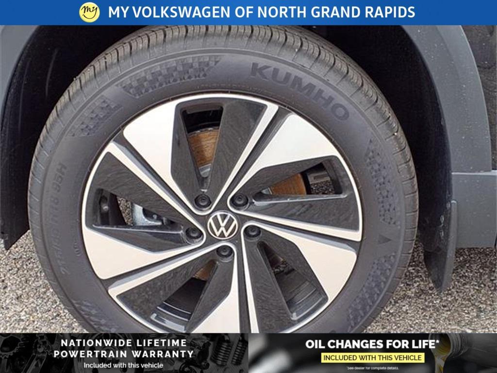 new 2025 Volkswagen Taos car, priced at $31,300