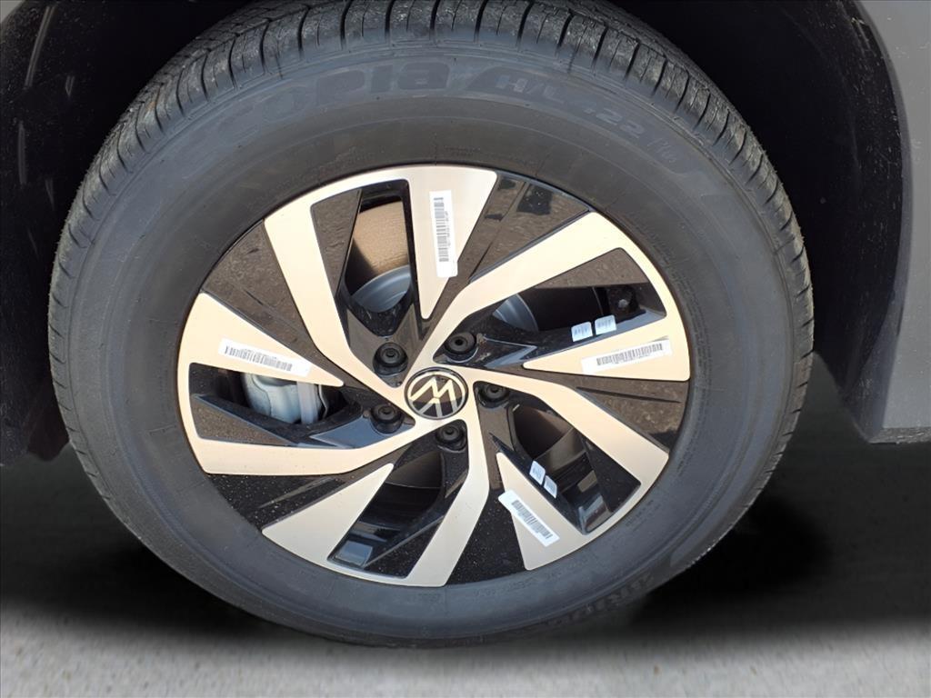 new 2025 Volkswagen Tiguan car, priced at $33,121