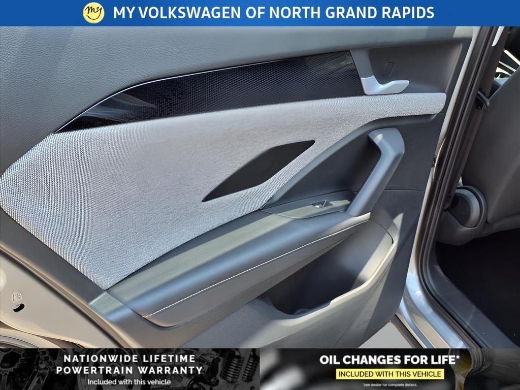 new 2025 Volkswagen Tiguan car, priced at $32,146