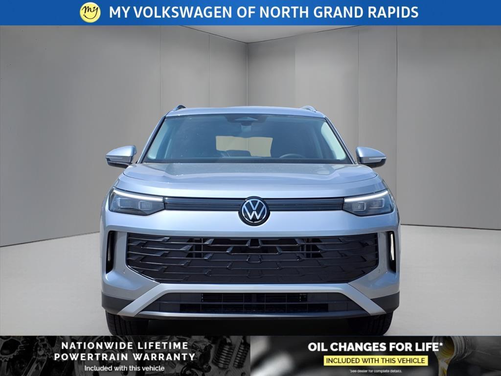 new 2025 Volkswagen Tiguan car, priced at $32,146