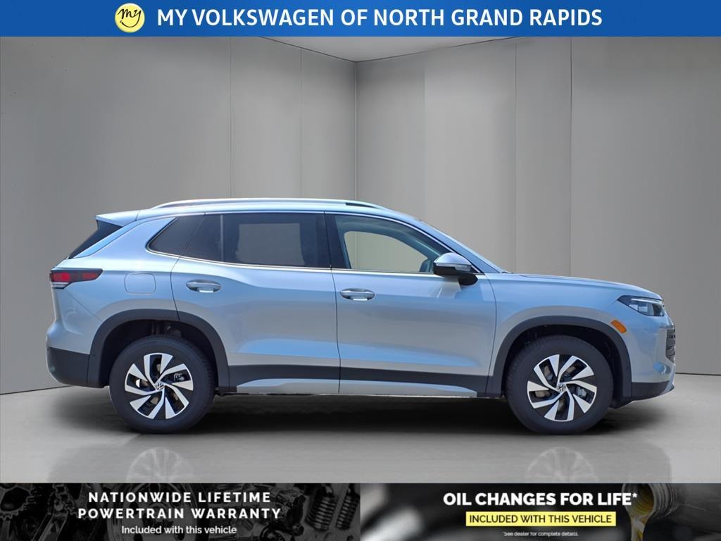 new 2025 Volkswagen Tiguan car, priced at $32,146