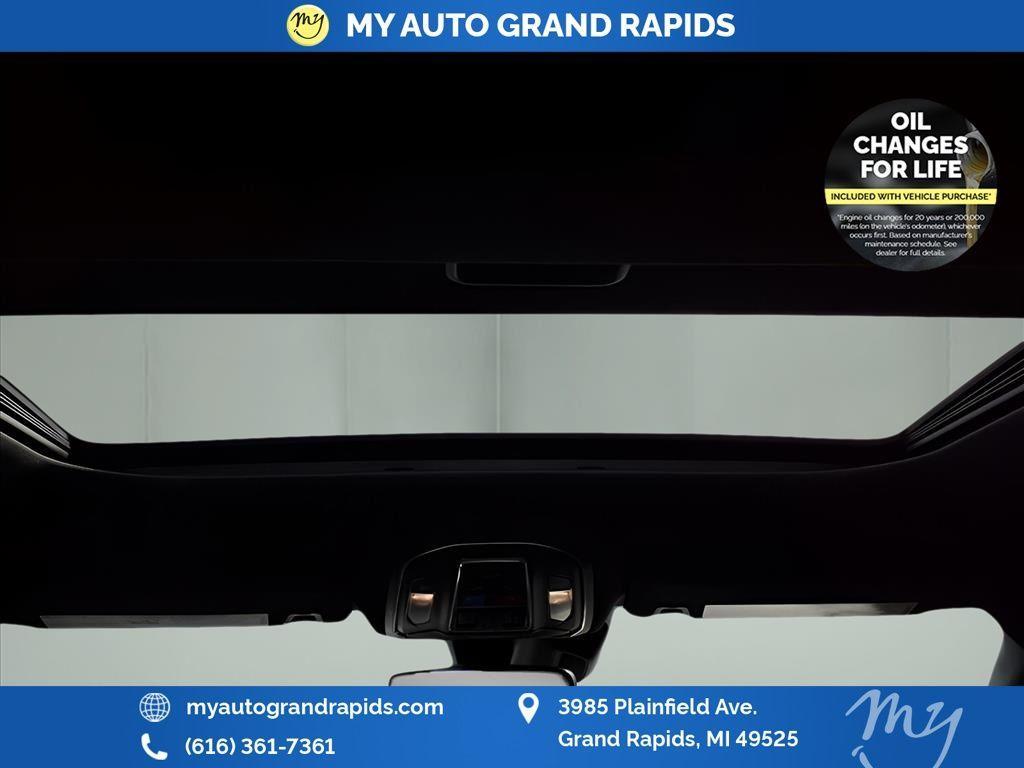 used 2023 Jeep Grand Cherokee car, priced at $28,488