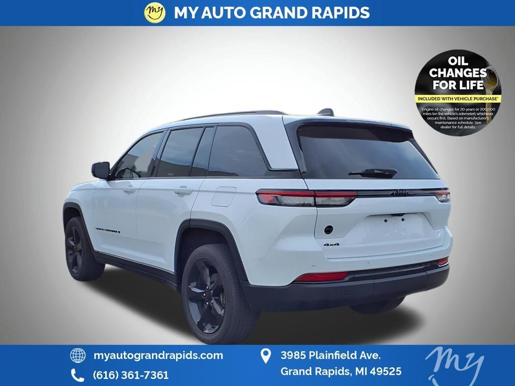 used 2023 Jeep Grand Cherokee car, priced at $28,488