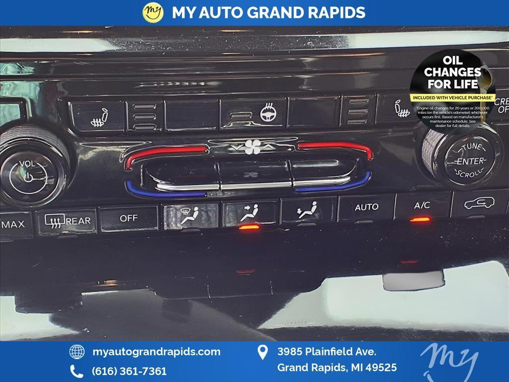 used 2023 Jeep Grand Cherokee car, priced at $28,488