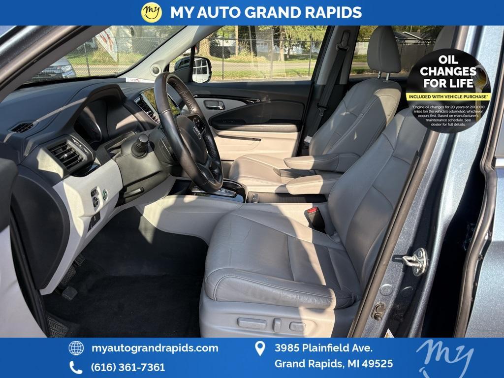 used 2020 Honda Pilot car, priced at $25,850