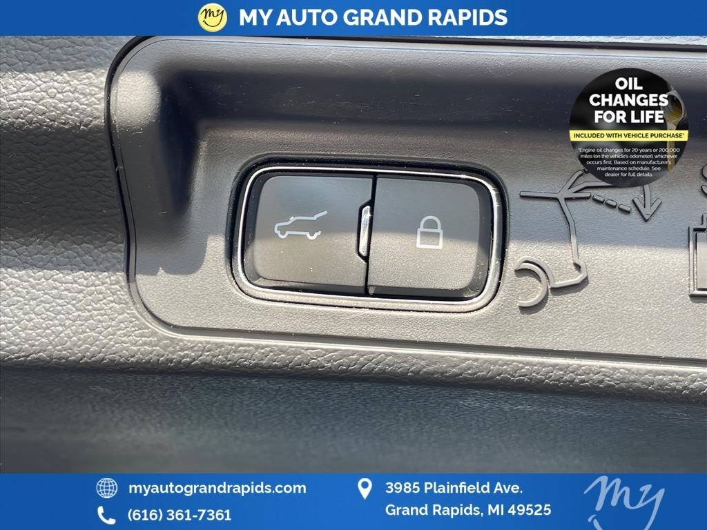 used 2021 Ford Explorer car, priced at $27,992