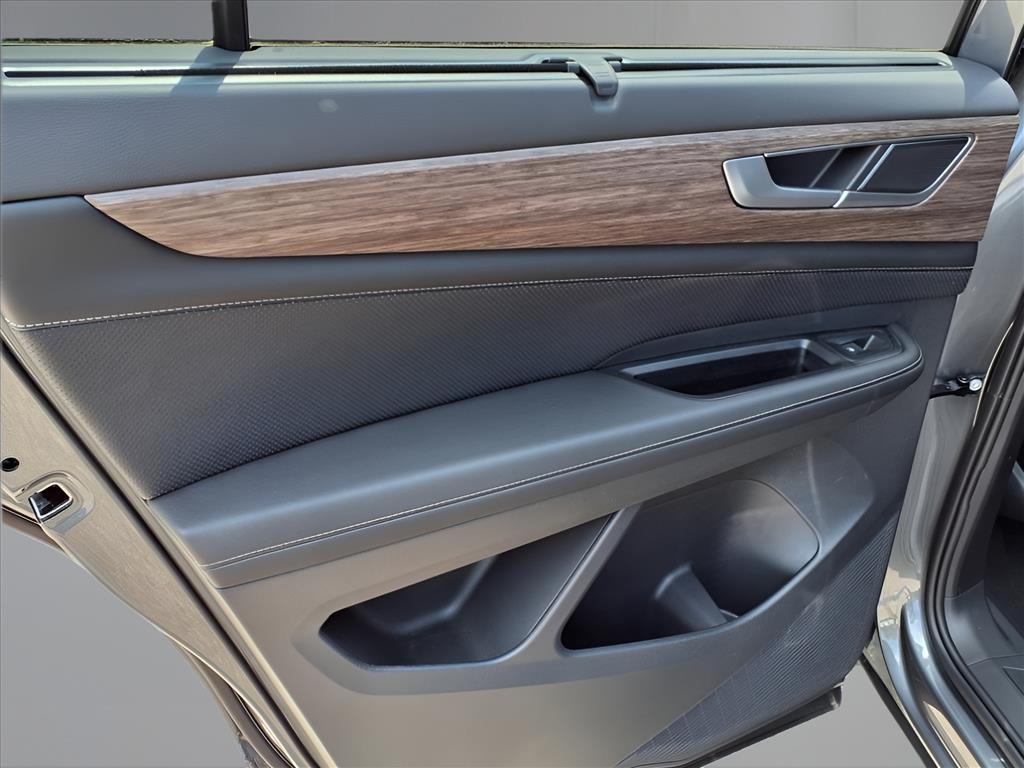 new 2025 Volkswagen Atlas car, priced at $48,899