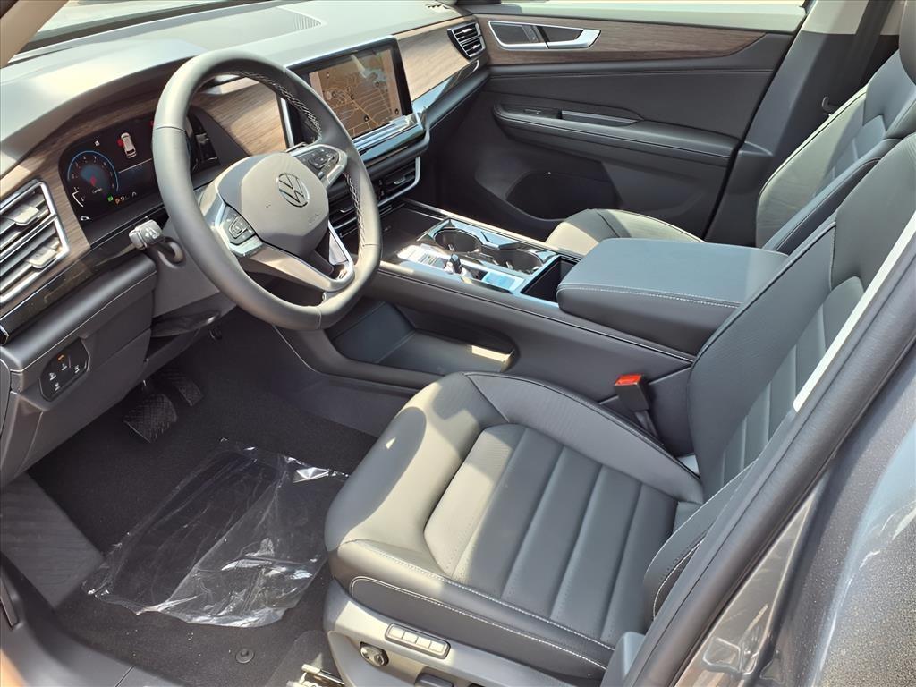 new 2025 Volkswagen Atlas car, priced at $48,899