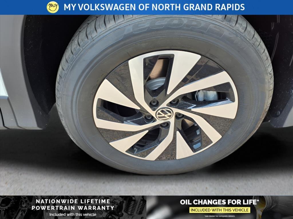 new 2025 Volkswagen Tiguan car, priced at $33,121