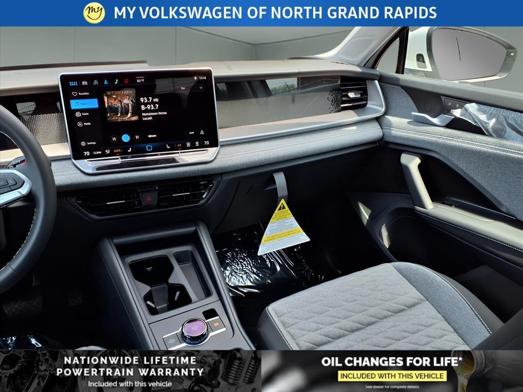 new 2025 Volkswagen Tiguan car, priced at $33,121