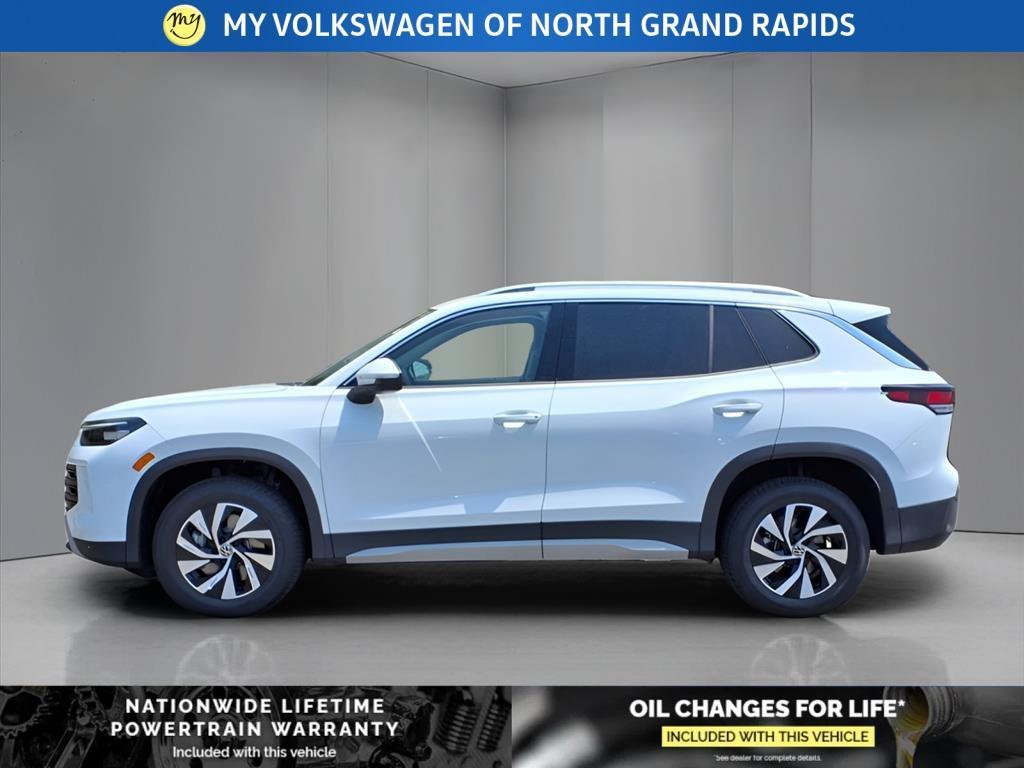 new 2025 Volkswagen Tiguan car, priced at $33,121