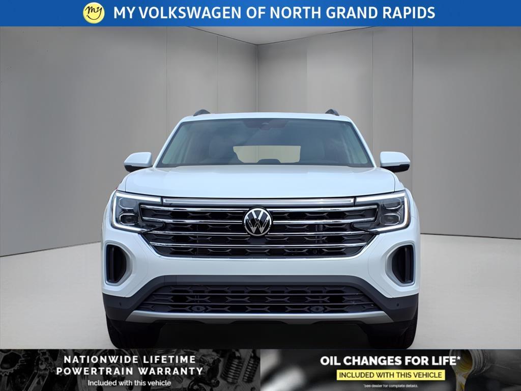 new 2025 Volkswagen Atlas car, priced at $41,251