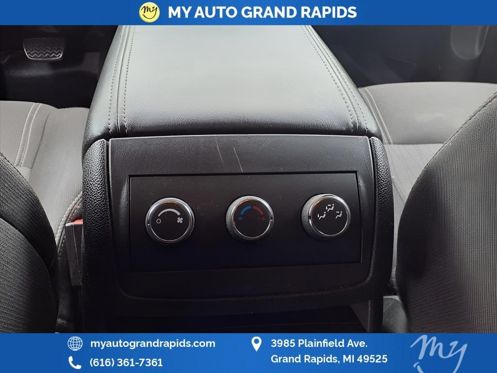 used 2017 Chevrolet Traverse car, priced at $11,590