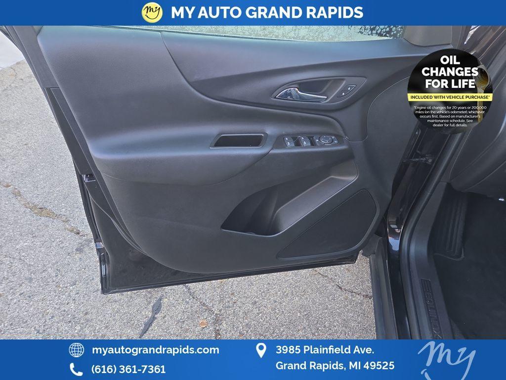 used 2023 Chevrolet Equinox car, priced at $24,460