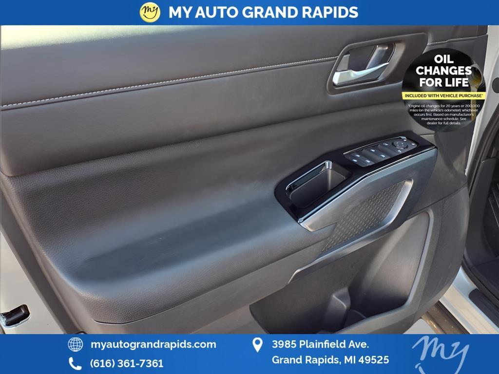 used 2024 Nissan Pathfinder car, priced at $37,469