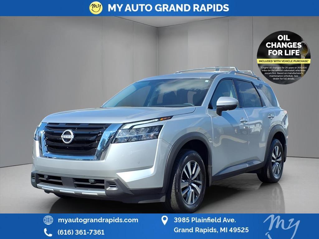 used 2024 Nissan Pathfinder car, priced at $37,469