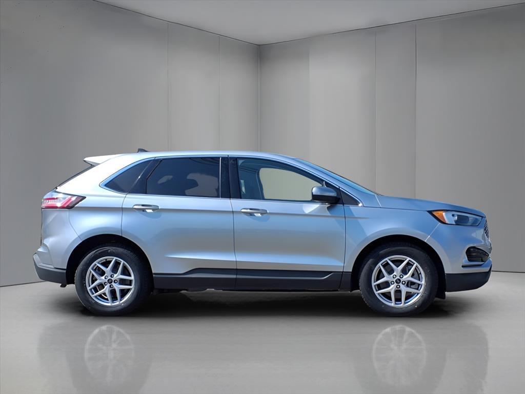 used 2024 Ford Edge car, priced at $25,976
