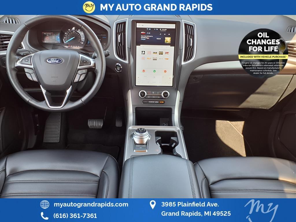 used 2024 Ford Edge car, priced at $24,999