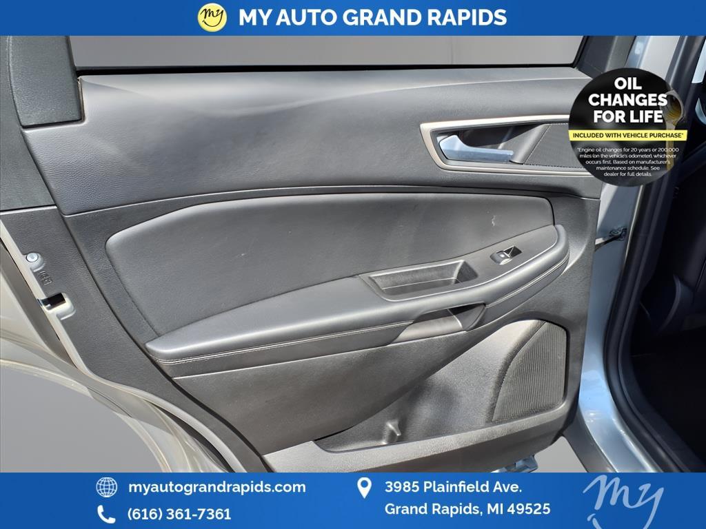 used 2024 Ford Edge car, priced at $24,999