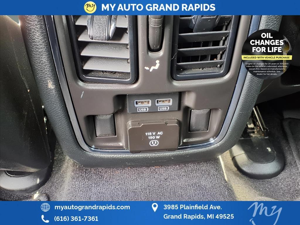 used 2022 Jeep Grand Cherokee WK car, priced at $28,182