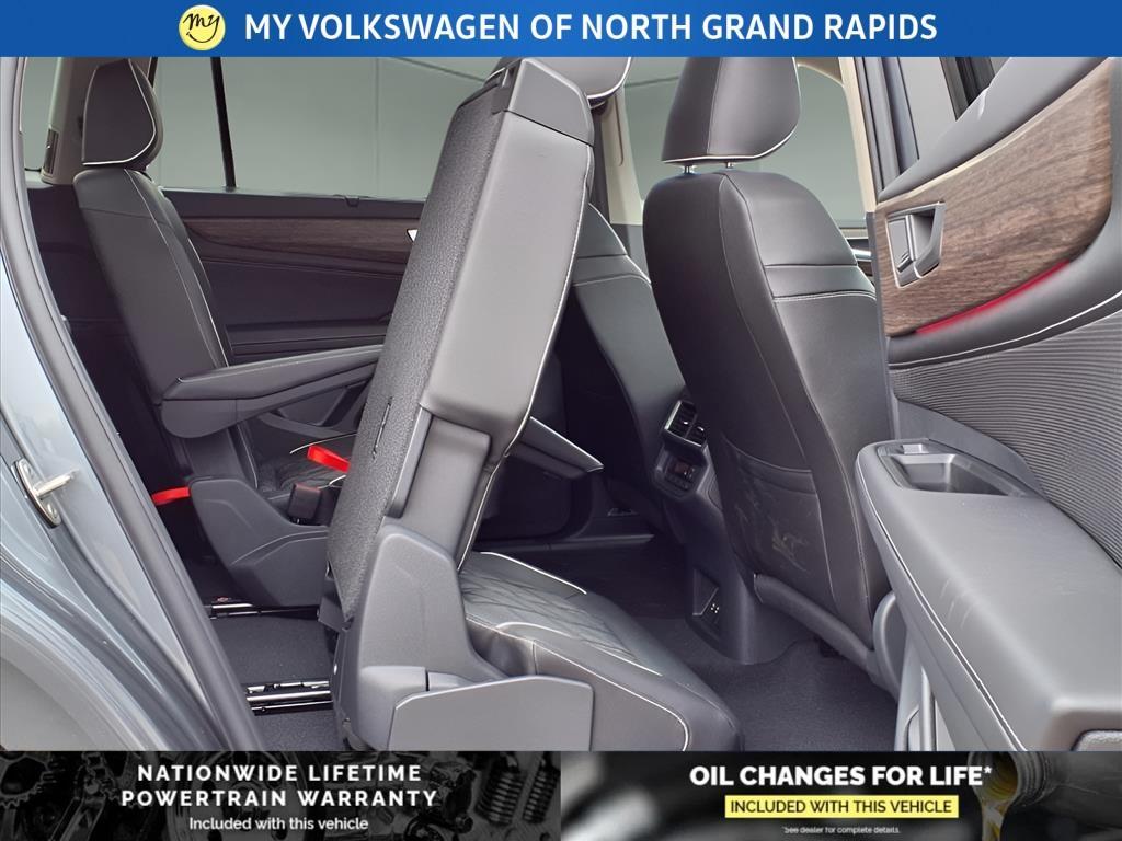 new 2025 Volkswagen Atlas car, priced at $50,983