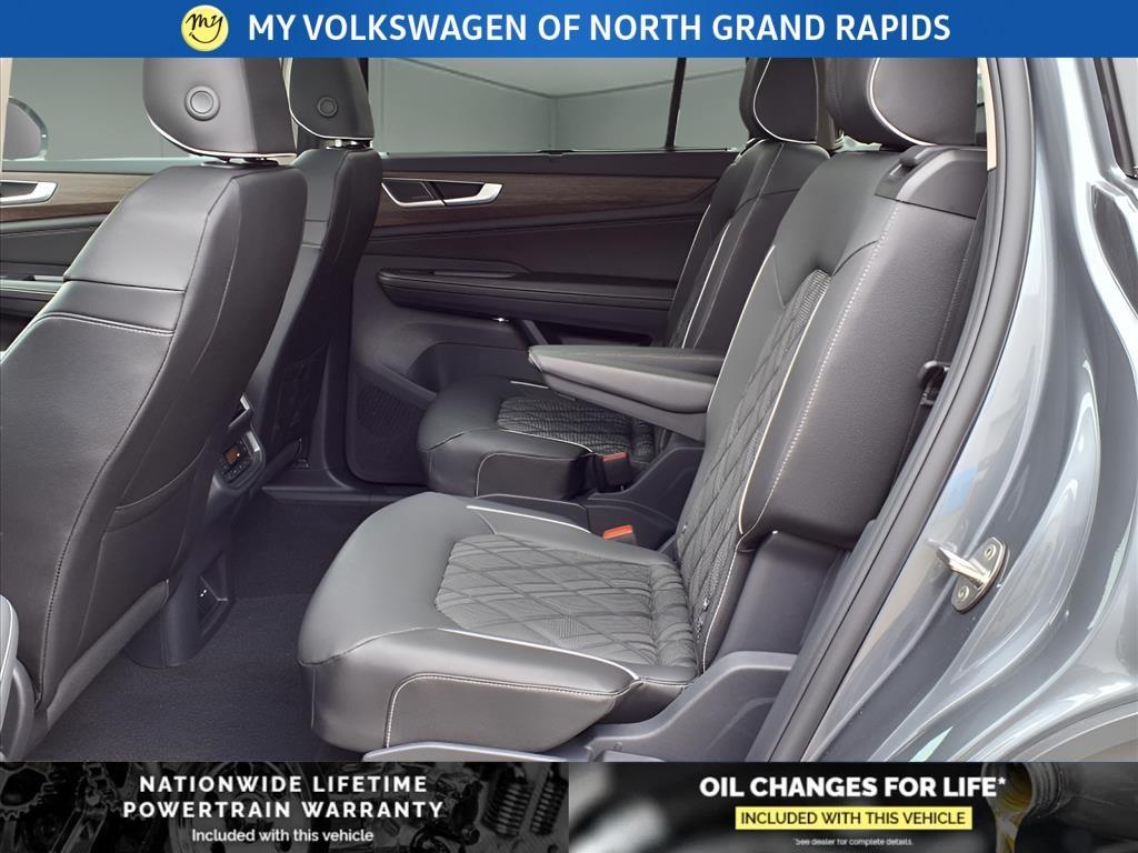 new 2025 Volkswagen Atlas car, priced at $50,983