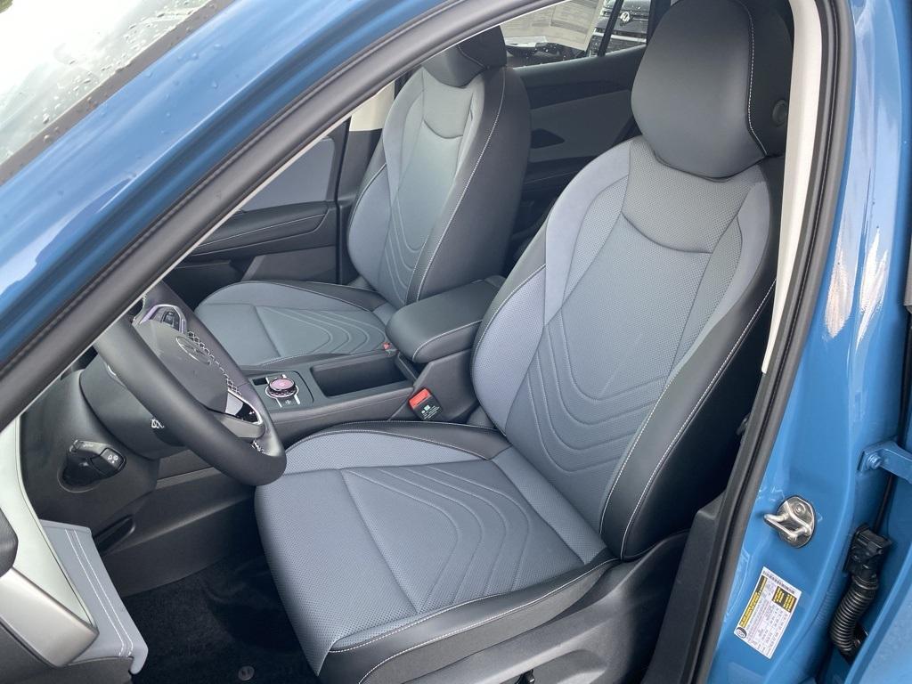 new 2025 Volkswagen Tiguan car