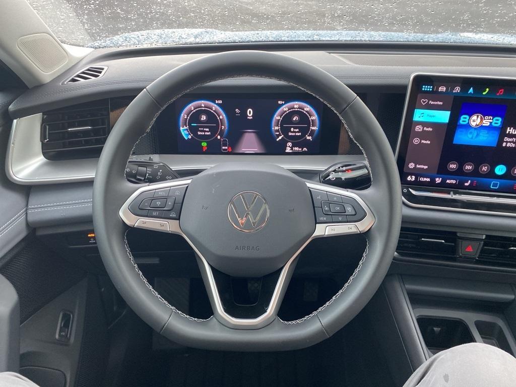 new 2025 Volkswagen Tiguan car
