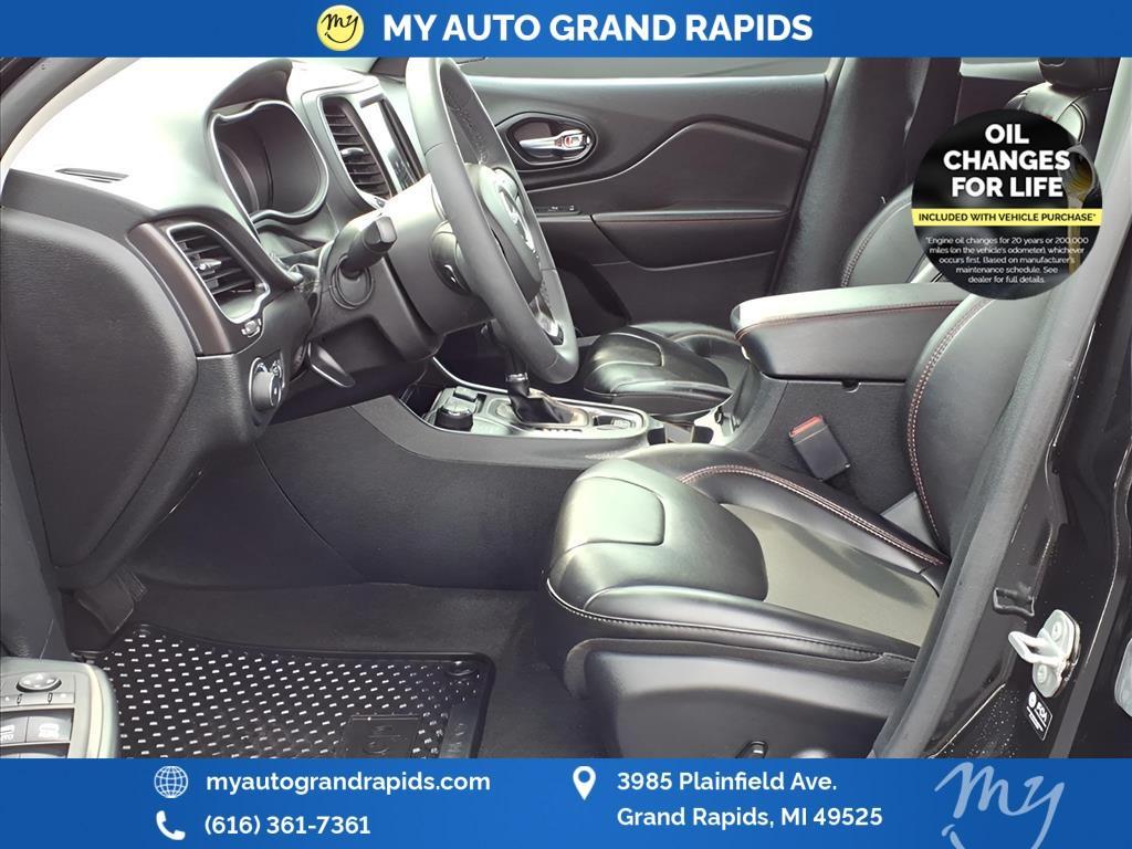 used 2022 Jeep Cherokee car, priced at $25,682