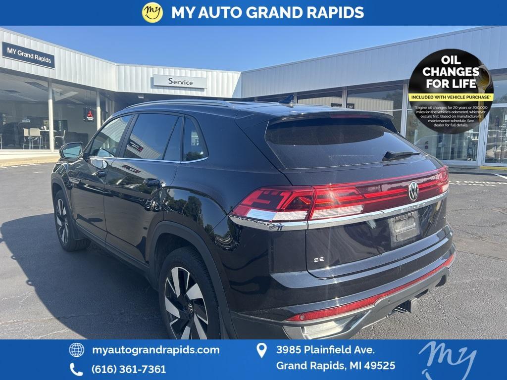 used 2024 Volkswagen Atlas Cross Sport car, priced at $30,819