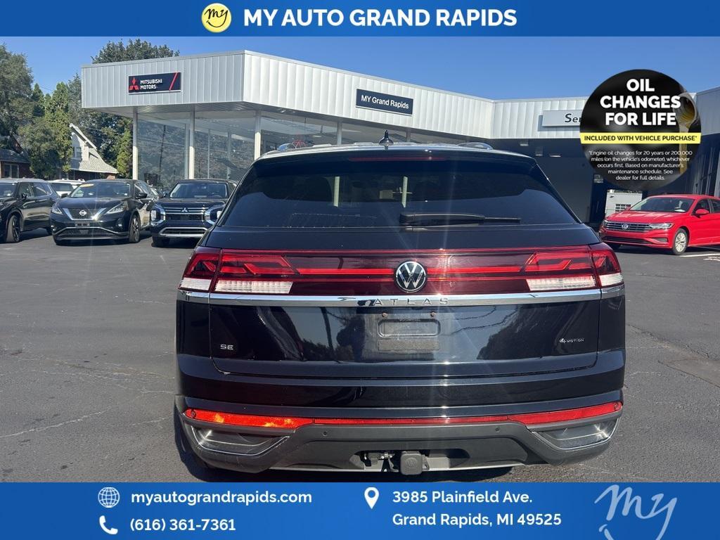 used 2024 Volkswagen Atlas Cross Sport car, priced at $30,819
