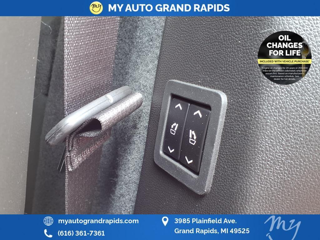 used 2020 Cadillac XT6 car, priced at $29,216
