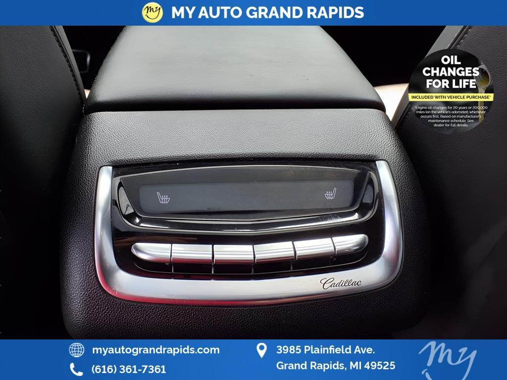 used 2020 Cadillac XT6 car, priced at $29,216