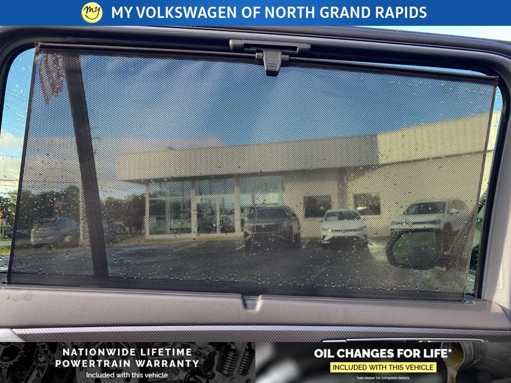 new 2026 Volkswagen Atlas car, priced at $50,073