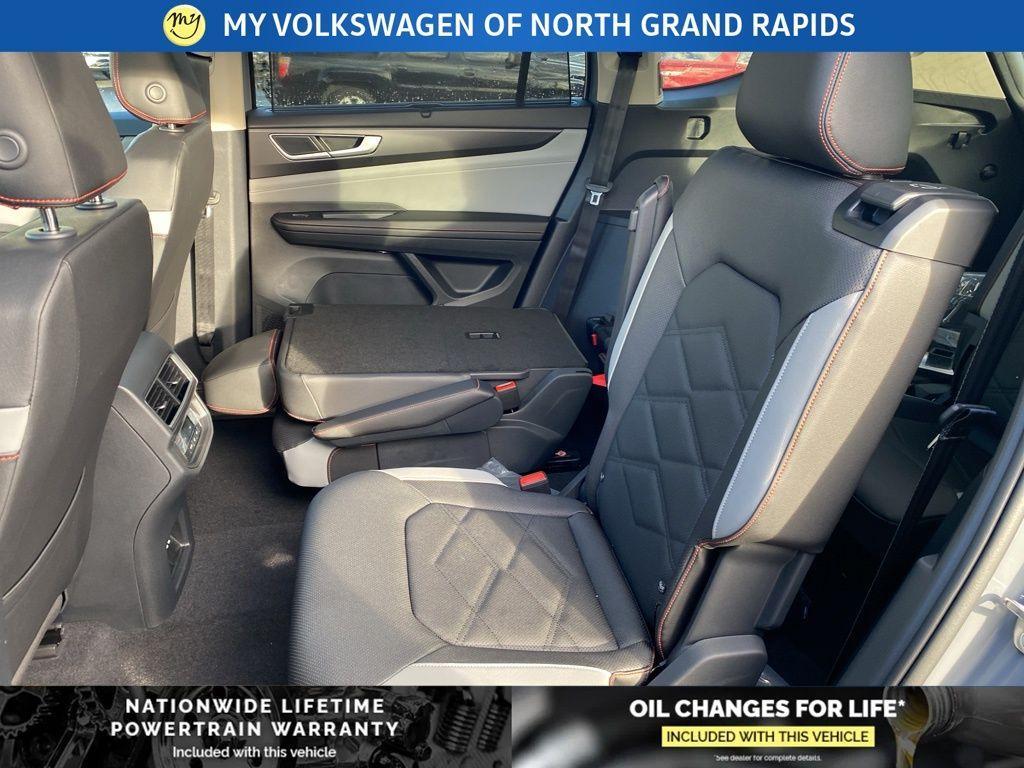 new 2026 Volkswagen Atlas car, priced at $50,073