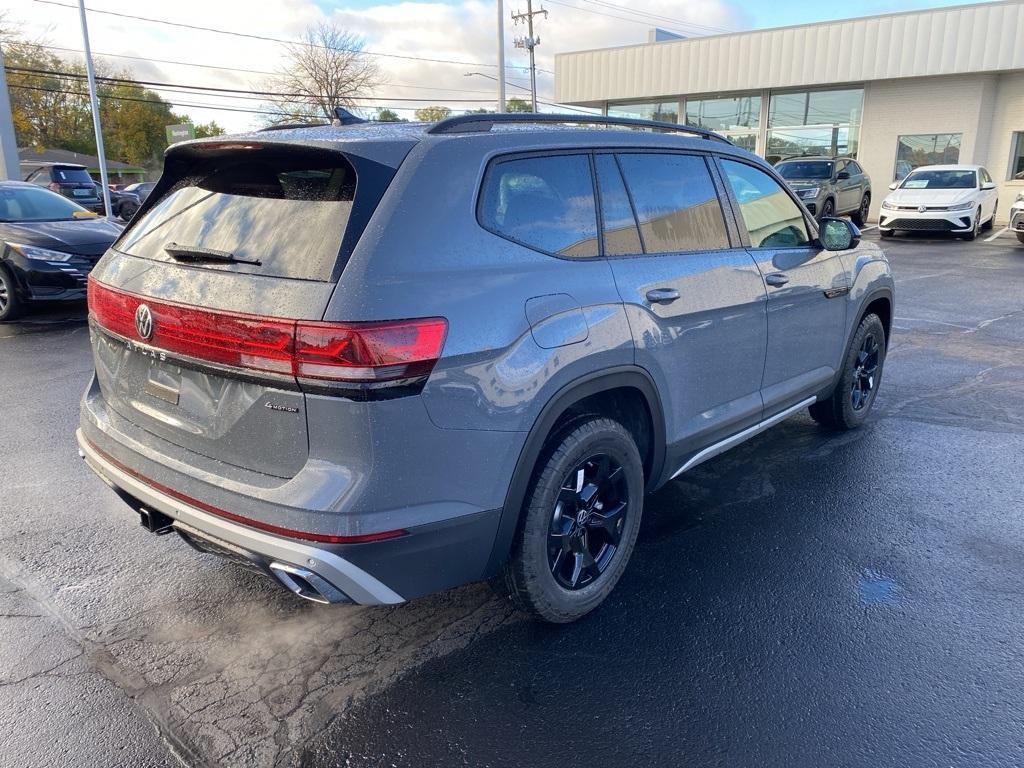 new 2026 Volkswagen Atlas car, priced at $50,573