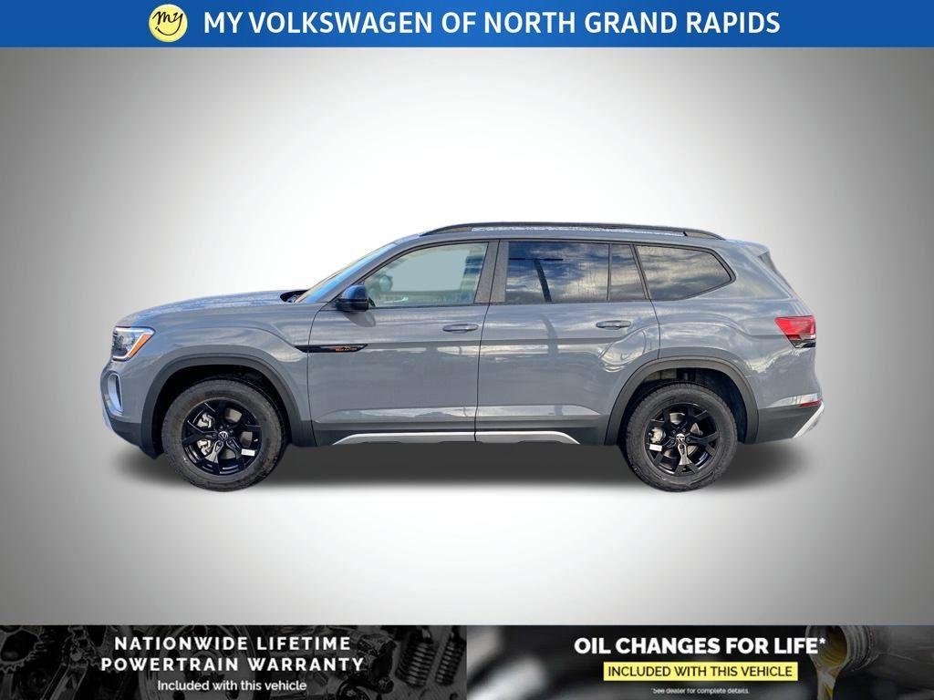 new 2026 Volkswagen Atlas car, priced at $50,073