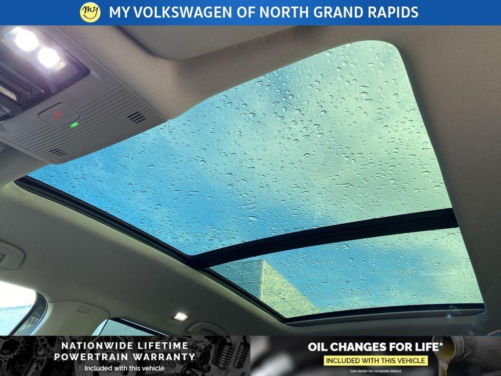 new 2026 Volkswagen Atlas car, priced at $50,073