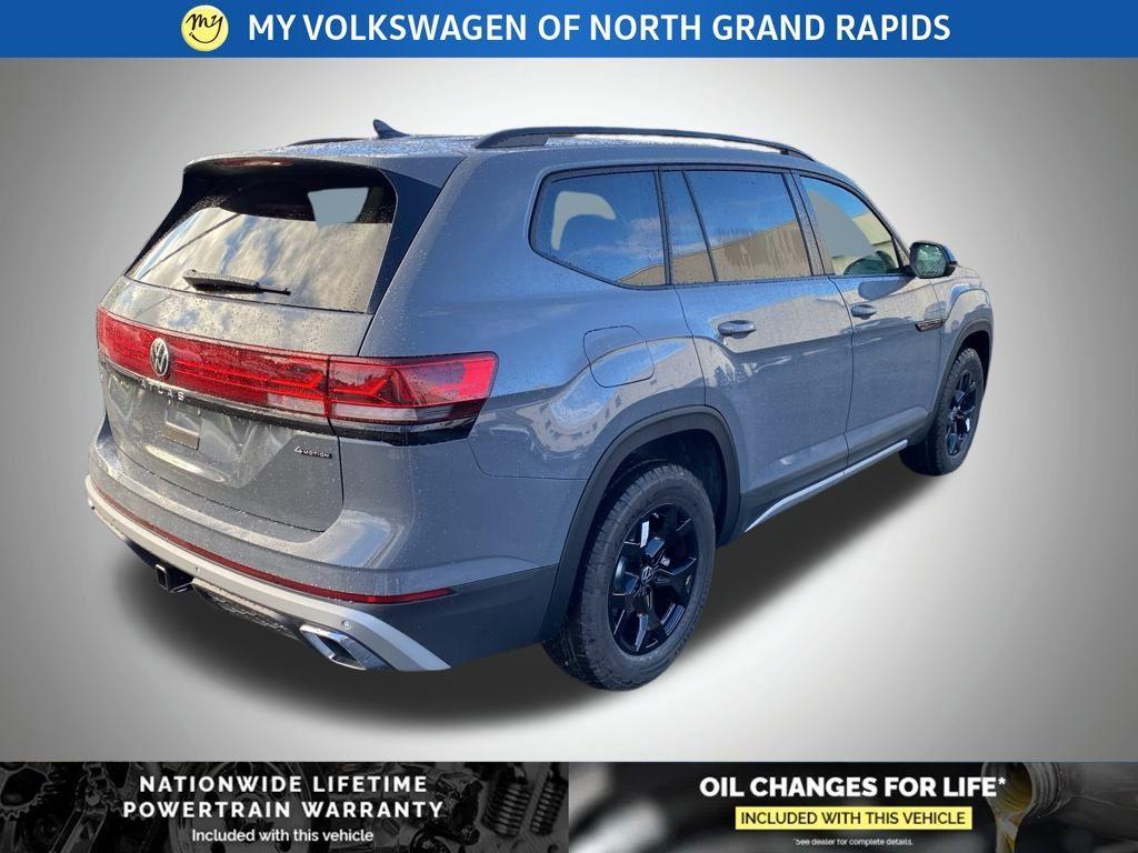 new 2026 Volkswagen Atlas car, priced at $50,073