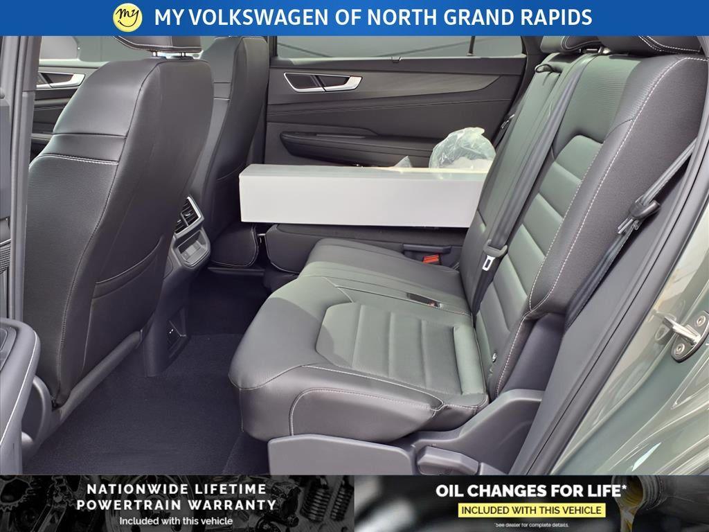 new 2026 Volkswagen Atlas Cross Sport car, priced at $52,420