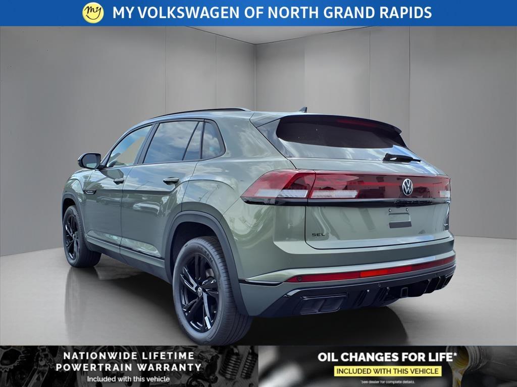 new 2026 Volkswagen Atlas Cross Sport car, priced at $52,920
