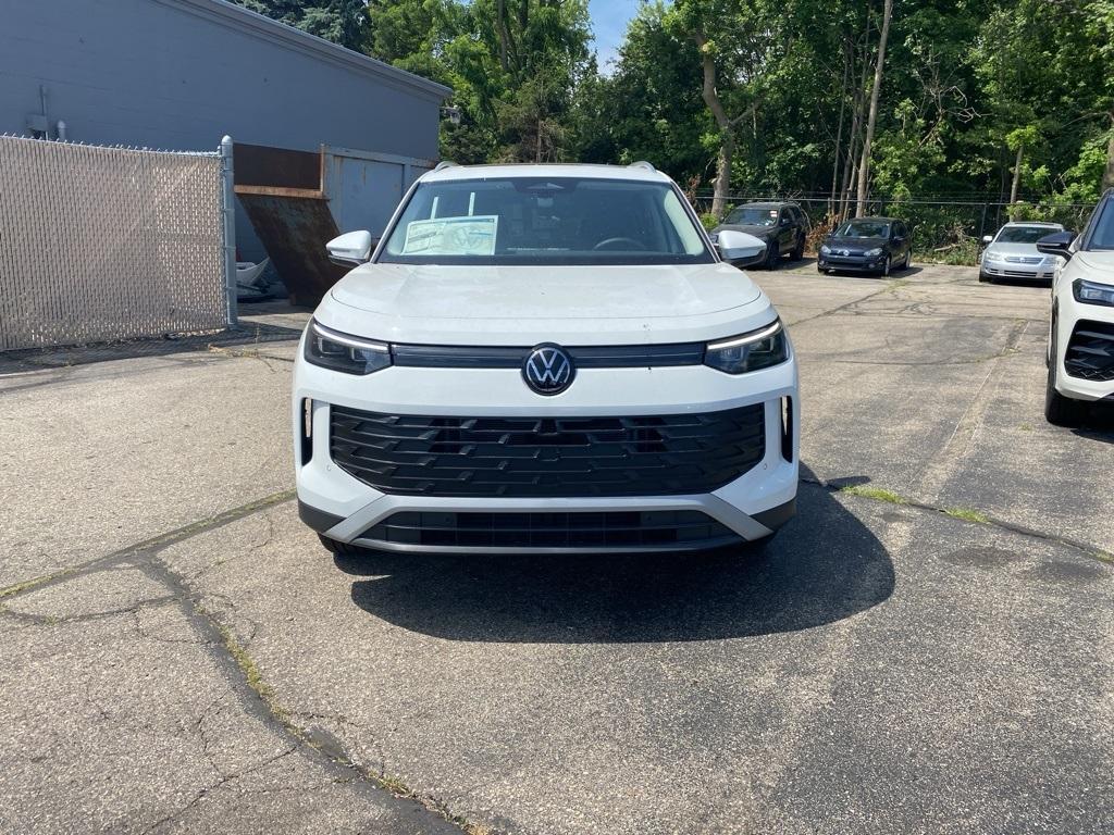 new 2025 Volkswagen Tiguan car, priced at $36,221