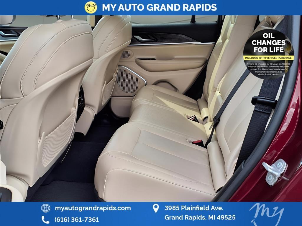 used 2022 Jeep Grand Cherokee car, priced at $29,481