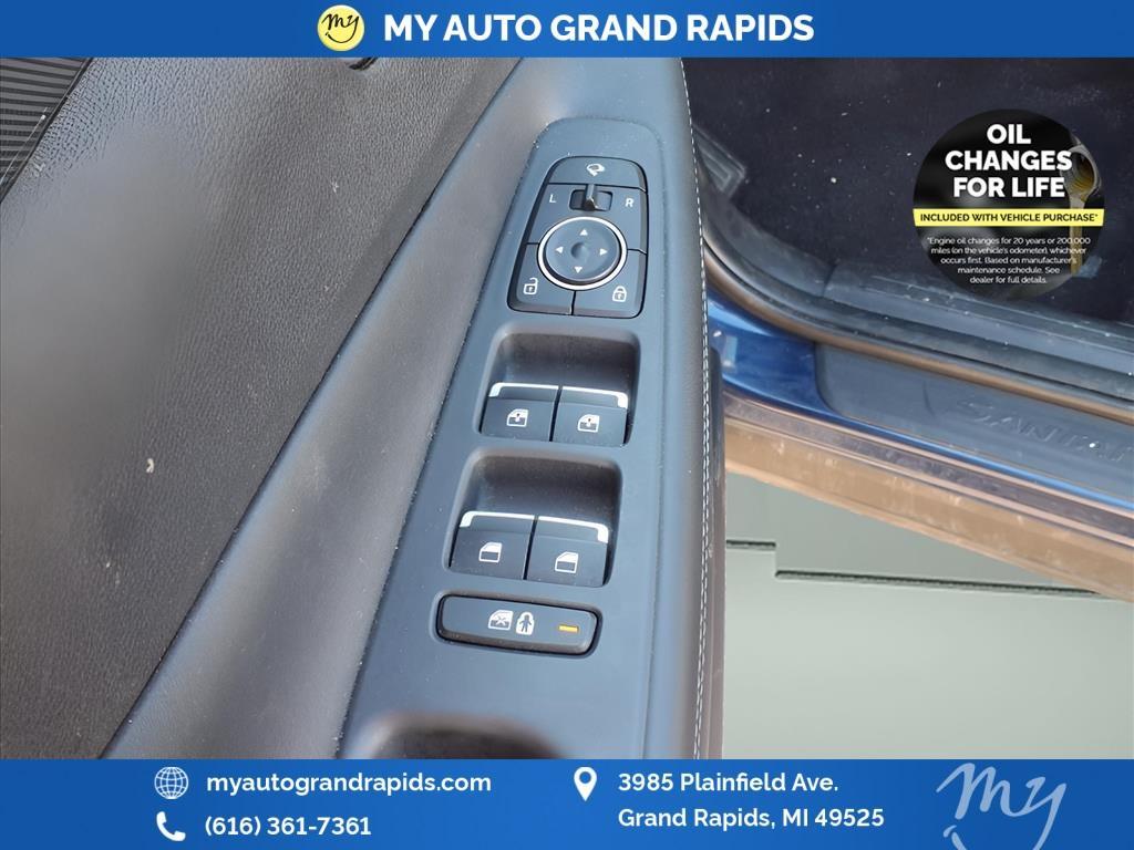 used 2023 Hyundai Santa Fe car, priced at $25,490